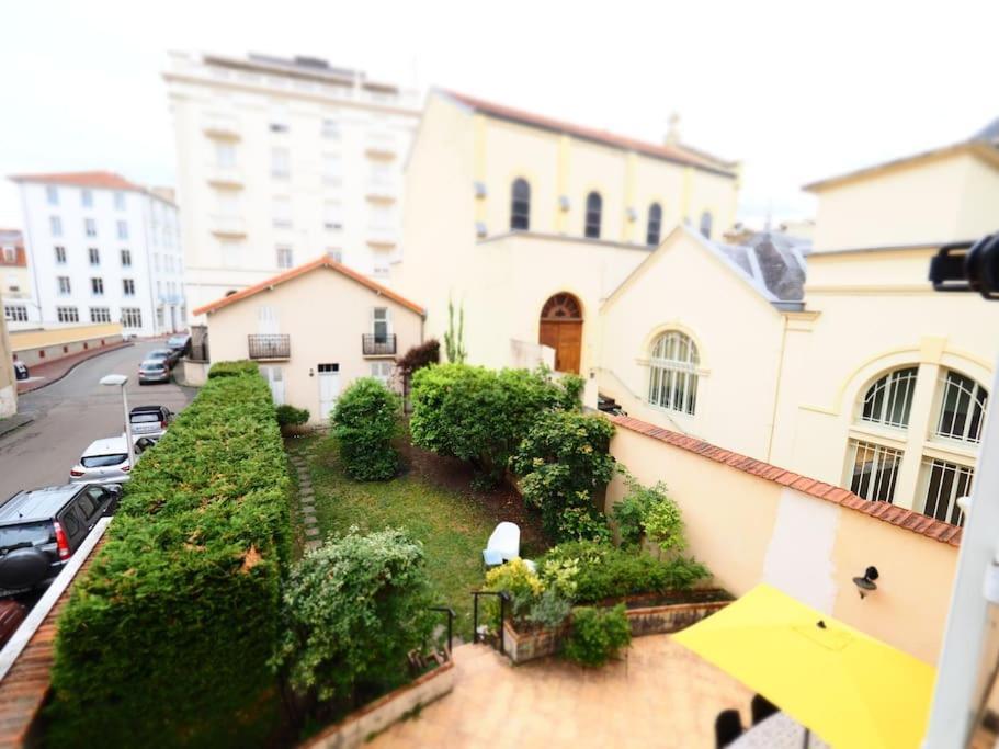 Maison Faure - Centre Ville - Jardin - Garage ヴィシー エクステリア 写真